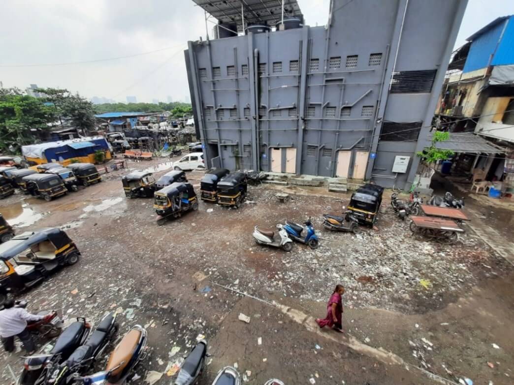 A derelict open area in Ambujwadi, P/North ward largely used for unorganized parking. Photo by Ladybird Environmental Consulting LLP. derelict open area in Ambujwadi, P/North ward largely used for unorganized parking