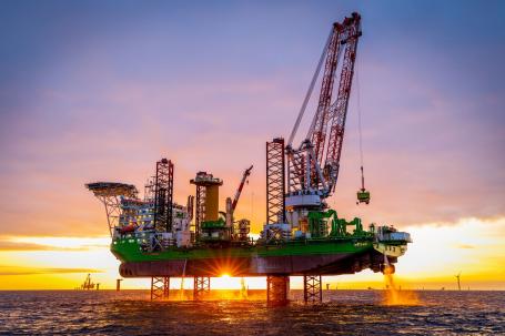 Offshore windfarm installation vessel. Photo by TwiXteR/Shutterstock.